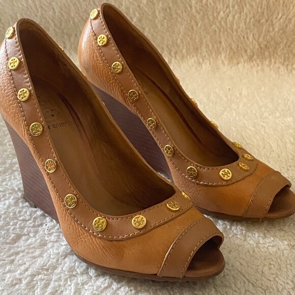 Tory Burch Royal Tan Leather Wedge Peep-Toe Sandals – Women’s 6.5 - Picture 1 of 16